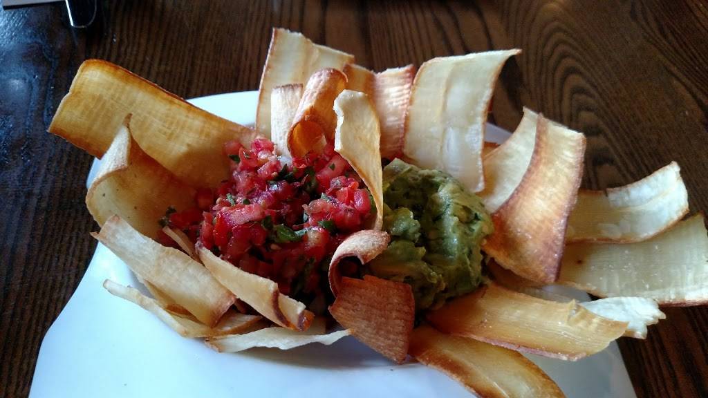 Mezon Tapas Bar & Restaurant | restaurant | 56 Mill Plain Rd, Danbury, CT 06811, USA | 2037480875 OR +1 203-748-0875