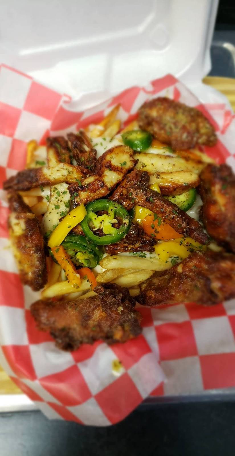 Crazy Legs | restaurant | 4526 Beecher Rd, Flint, MI 48532, USA | 8102936508 OR +1 810-293-6508