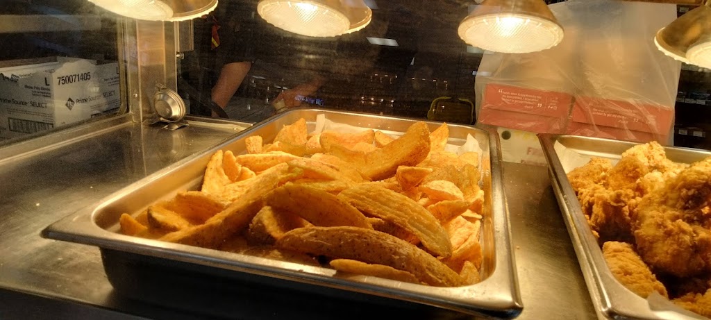 Krispy Krunchy Chicken | restaurant | 700 N Sanderson Ave, Hemet, CA 92545, USA | 9516581150 OR +1 951-658-1150