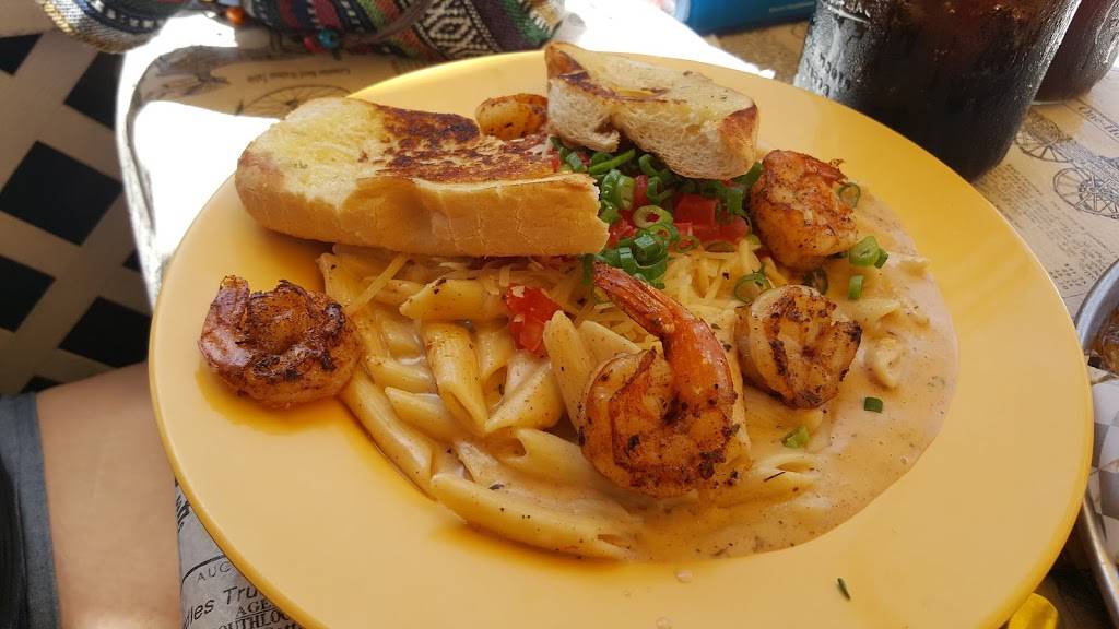 Louisiana Charlies | restaurant | 429 Shoreline Village Drive, Long Beach, CA 90802, USA | 5624326737 OR +1 562-432-6737