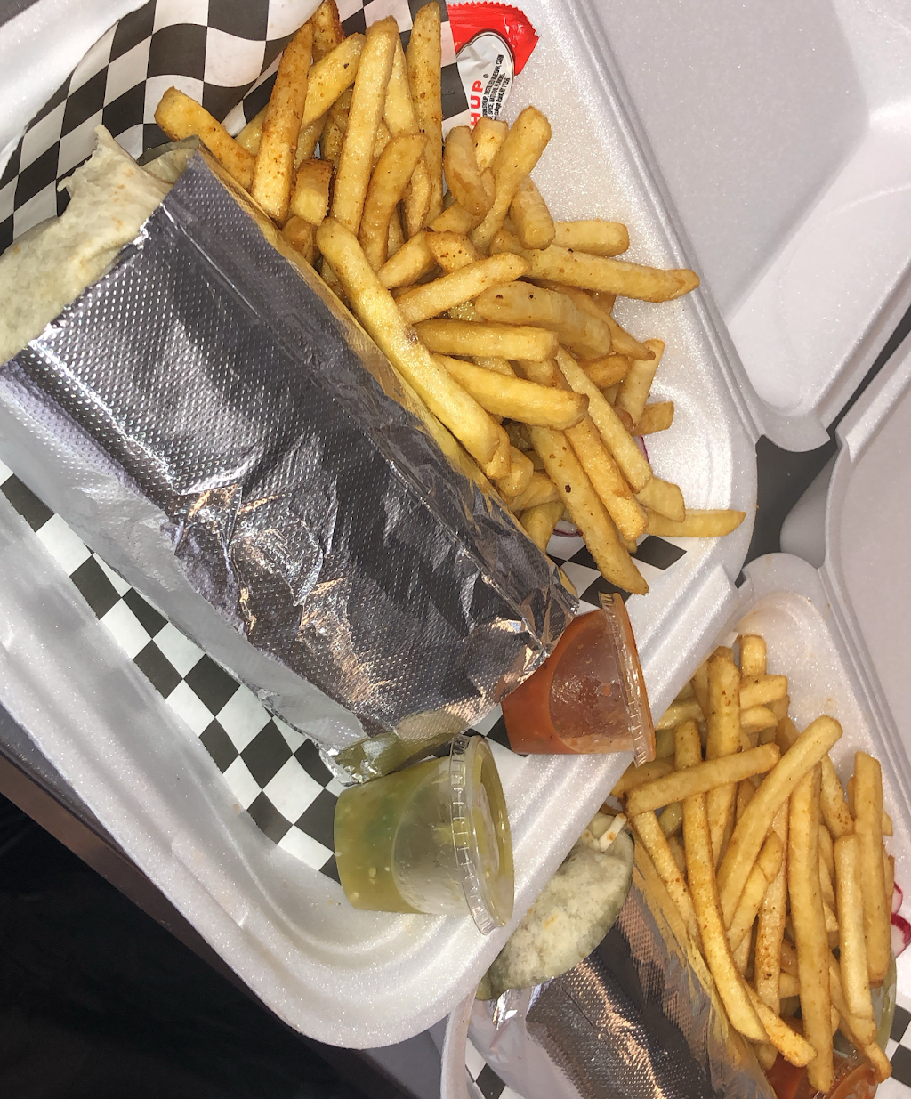 Street bites 101 | restaurant | 6501 Glenwood Ave, Raleigh, NC 27612, USA | 9196382462 OR +1 919-638-2462