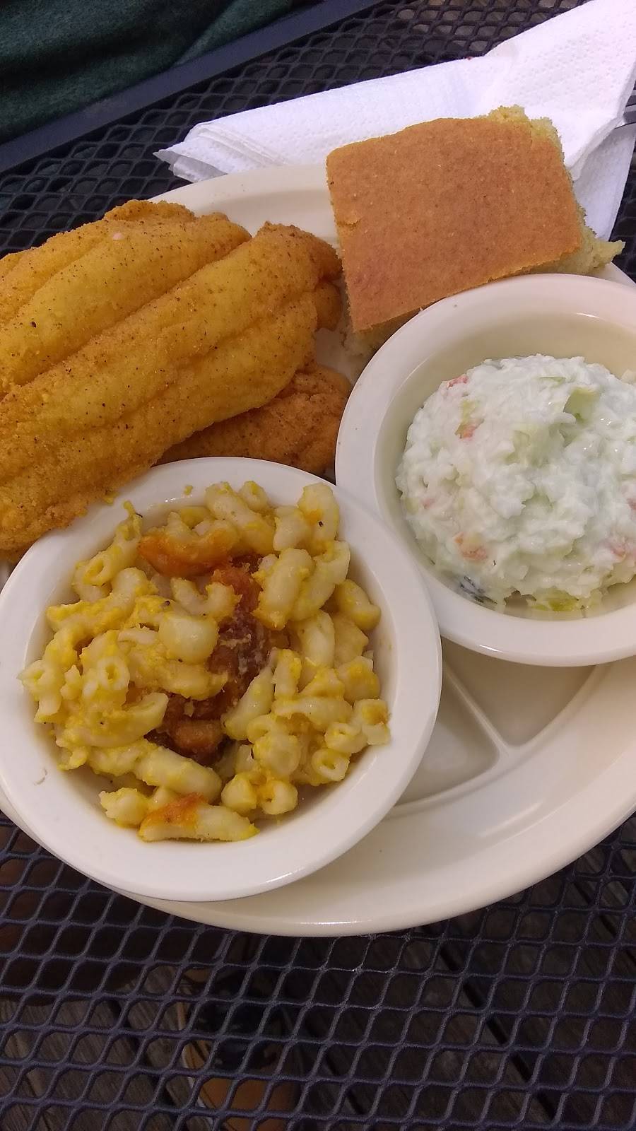 Tees Place Restaurant & Entertainment | restaurant | 1708 Jordan Ln NW Suite C, Huntsville, AL 35816, USA | 2564893096 OR +1 256-489-3096