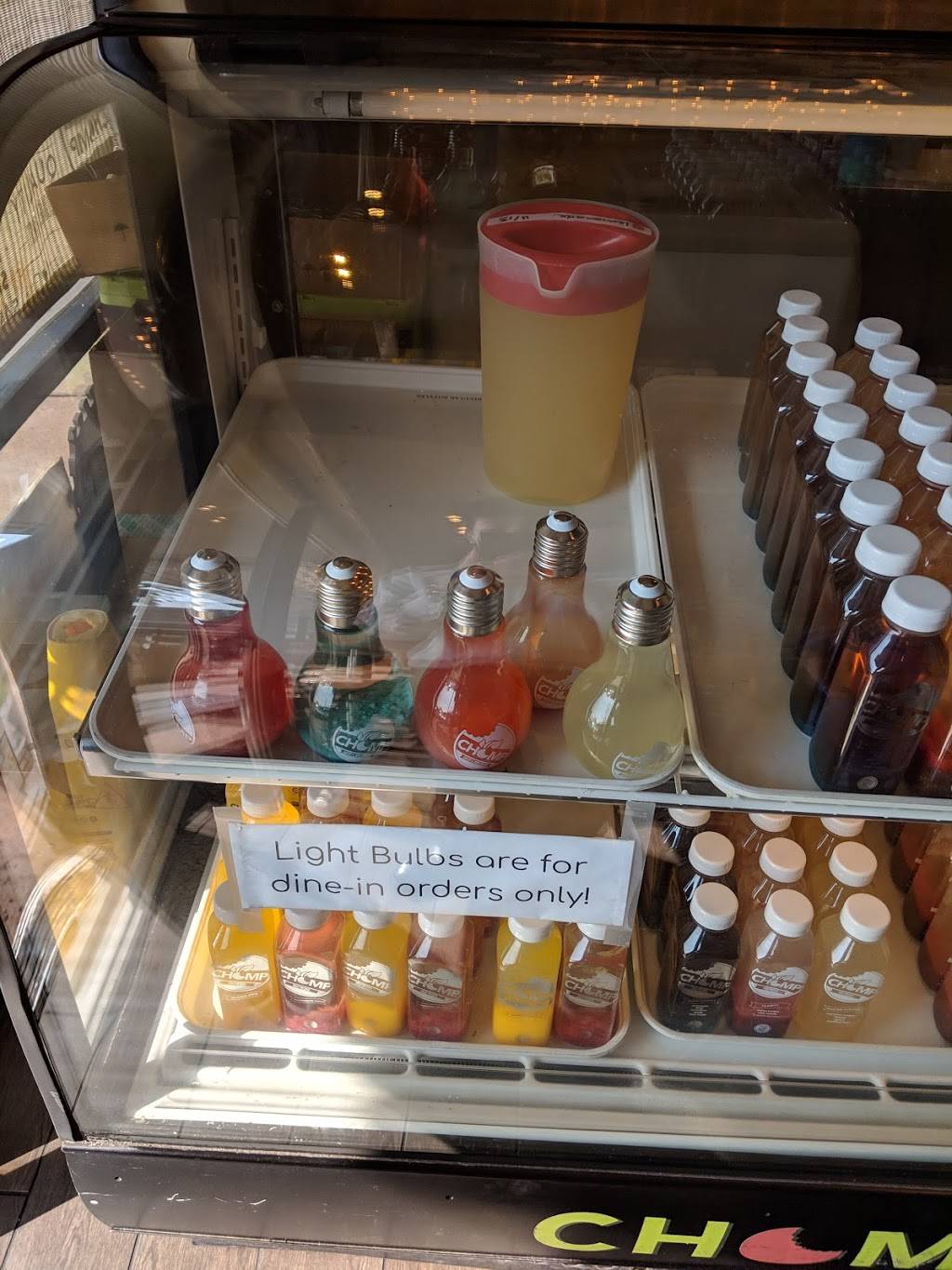 Chomp Eatery & Juice Station | restaurant | 1612 Santa Monica Blvd, Santa Monica, CA 90404, USA | 4242383398 OR +1 424-238-3398