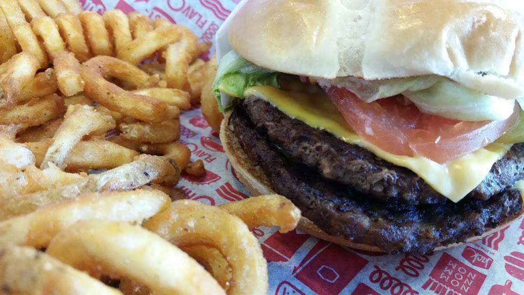 Jack in the Box | restaurant | 2210 S Harbor Blvd, Anaheim, CA 92802, USA | 7147401131 OR +1 714-740-1131