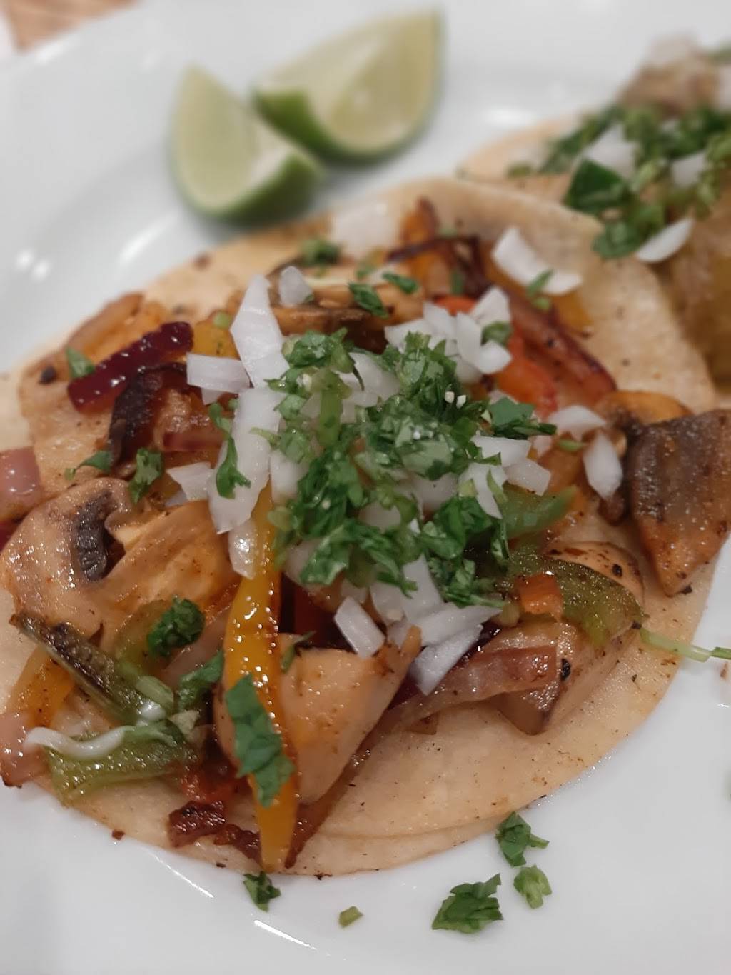 Mezcal Grill | restaurant | 5701 Broadway ste b, Sacramento, CA 95817, USA | 9166198766 OR +1 916-619-8766