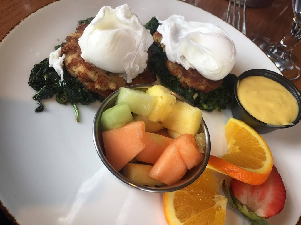 One Bellevue | restaurant | 1 Bellevue Ave, Newport, RI 02840, USA | 4018484824 OR +1 401-848-4824