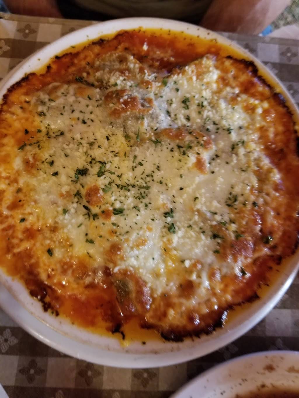 Giovannis Italian Eatery | restaurant | 130 Walker St, Shafter, CA 93263, USA | 6617462000 OR +1 661-746-2000