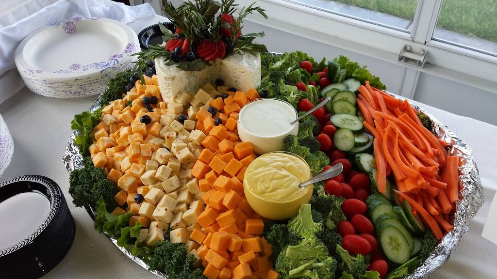 Benjamins Roadhouse | restaurant | 1211 Liberty St, Franklin, PA 16323, USA | 8144327010 OR +1 814-432-7010