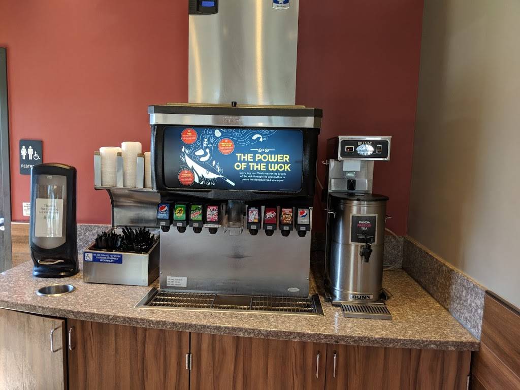 Panda Express | meal takeaway | 2121 N Rose Ave, Oxnard, CA 93030, USA | 8059830670 OR +1 805-983-0670