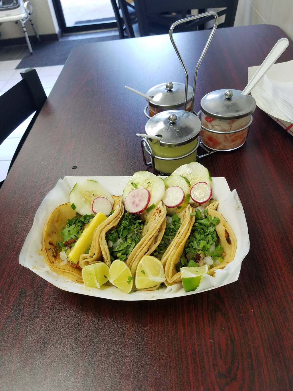 Taqueria Cancun | restaurant | 7810 Lee Hwy, Falls Church, VA 22043, USA | 7034156582 OR +1 703-415-6582