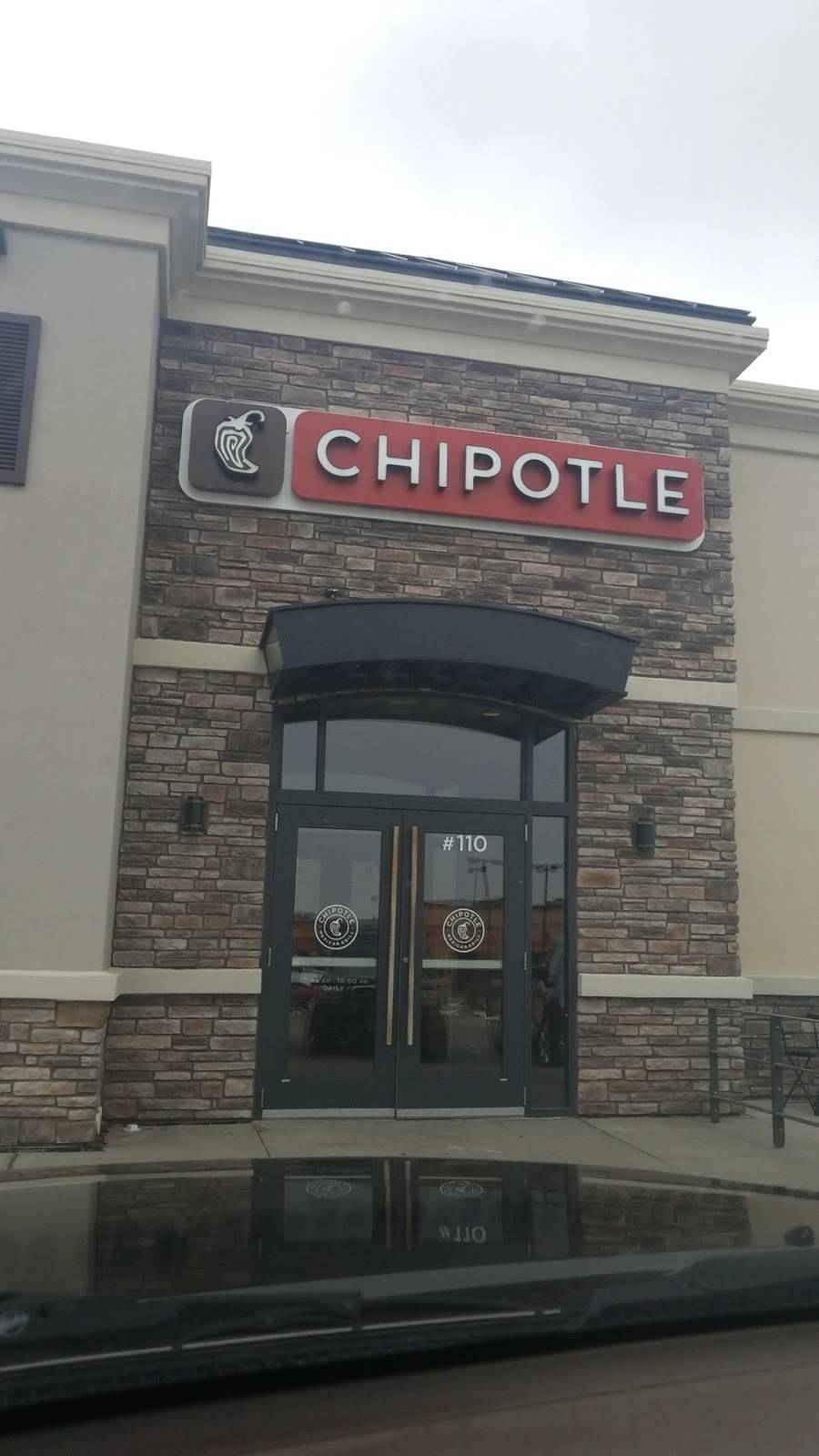 Chipotle Mexican Grill | restaurant | 490 S 68th St #110, West Des Moines, IA 50266, USA | 5152268527 OR +1 515-226-8527