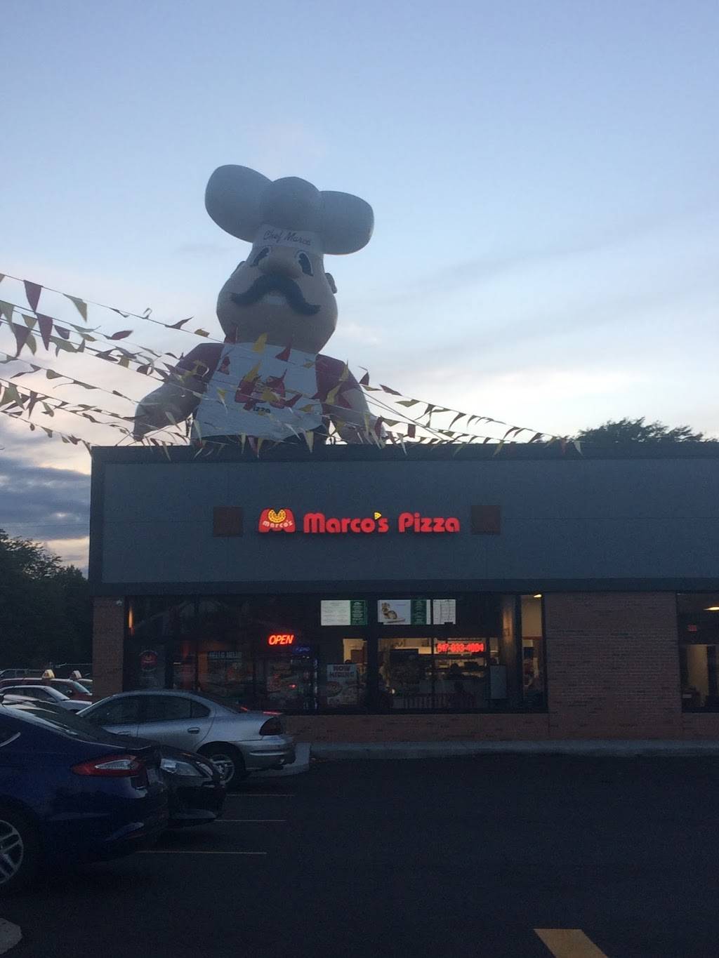 Marcos Pizza | meal takeaway | 132 S Cedar St, Mason, MI 48854, USA | 5178334004 OR +1 517-833-4004