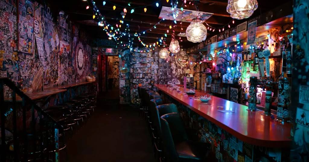 Tattooed Mom | restaurant | 530 South St, Philadelphia, PA 19147, USA | 2152389880 OR +1 215-238-9880