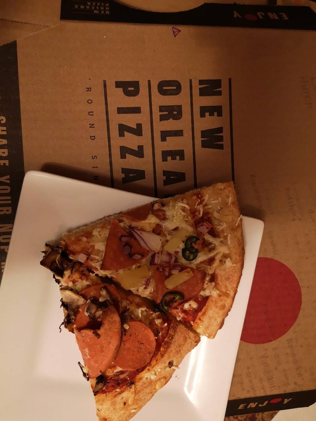 New Orleans Pizza | meal delivery | 425 University Ave, Waterloo, ON N2K 4C9, Canada | 5195850808 OR +1 519-585-0808