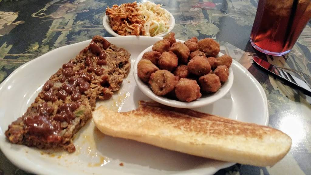 Bobby Qs | restaurant | 428 E Broad St, Cookeville, TN 38501, USA | 9315261024 OR +1 931-526-1024