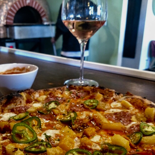 La Crosta Pizza Bar | restaurant | 330 3rd St, West Sacramento, CA 95605, USA | 9163890372 OR +1 916-389-0372