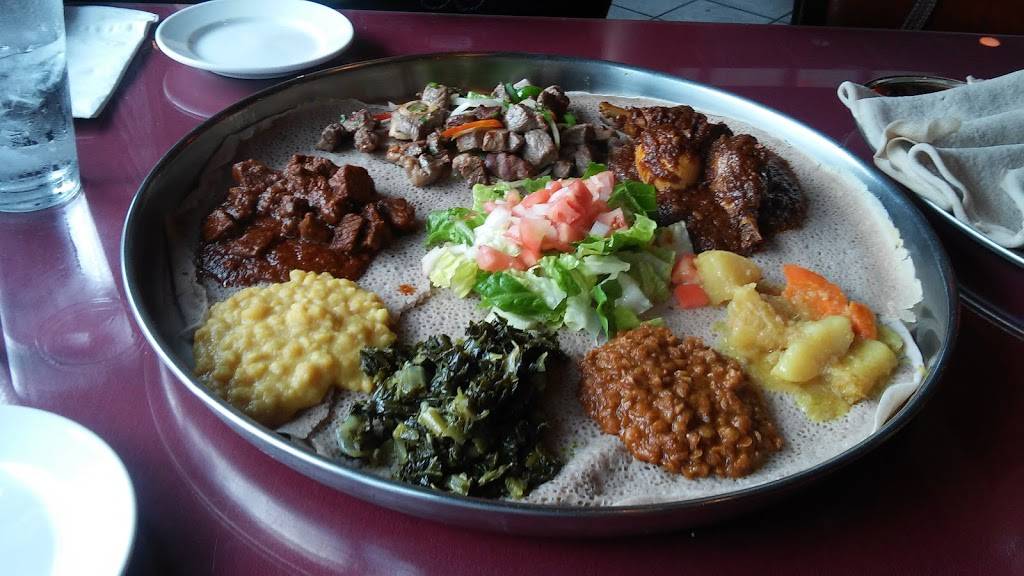 Ethiopian Diamond II | restaurant | 7537 N Clark St, Chicago, IL 60626, USA | 7737642200 OR +1 773-764-2200