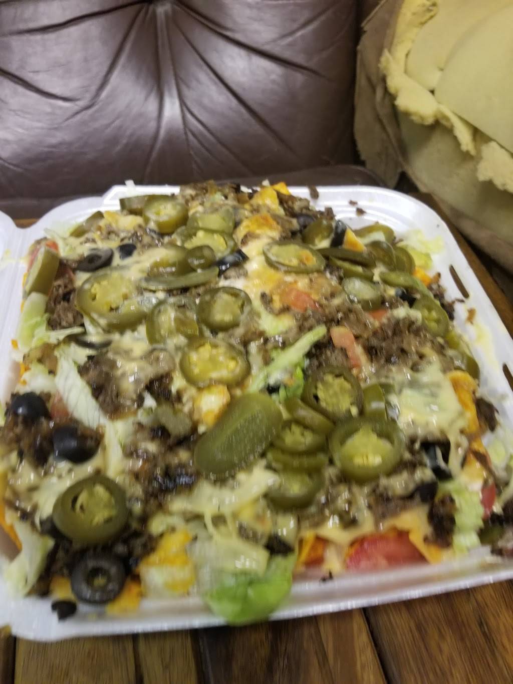 C W F Chicagos Best | restaurant | 4355 S Cottage Grove Ave, Chicago, IL 60653, USA | 7732683300 OR +1 773-268-3300