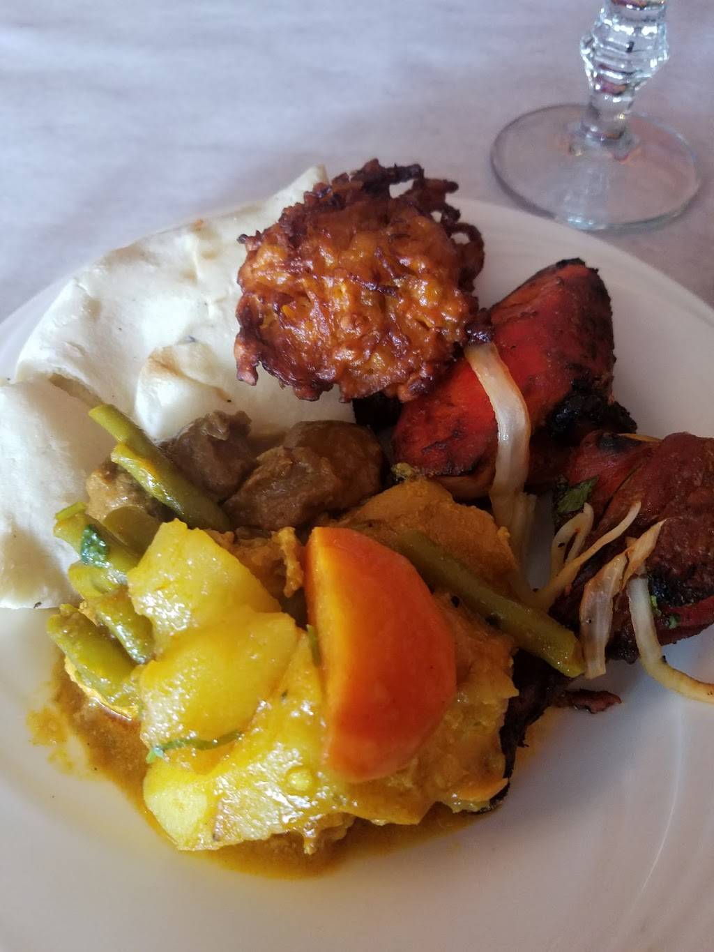 Polash | restaurant | 2179 3rd Ave #1, New York, NY 10035, USA | 2124100276 OR +1 212-410-0276