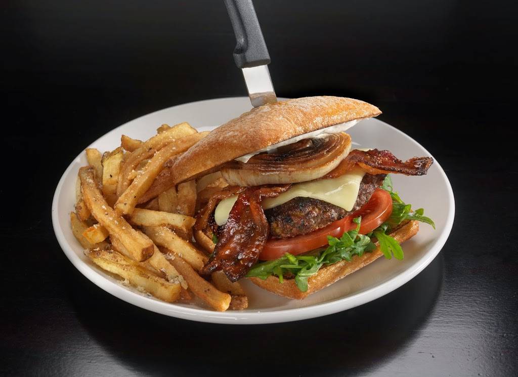 Thirsty Lion Gastropub & Grill - Scottsdale | restaurant | 7014 E Camelback Rd #1423, Scottsdale, AZ 85251, USA | 4802847292 OR +1 480-284-7292