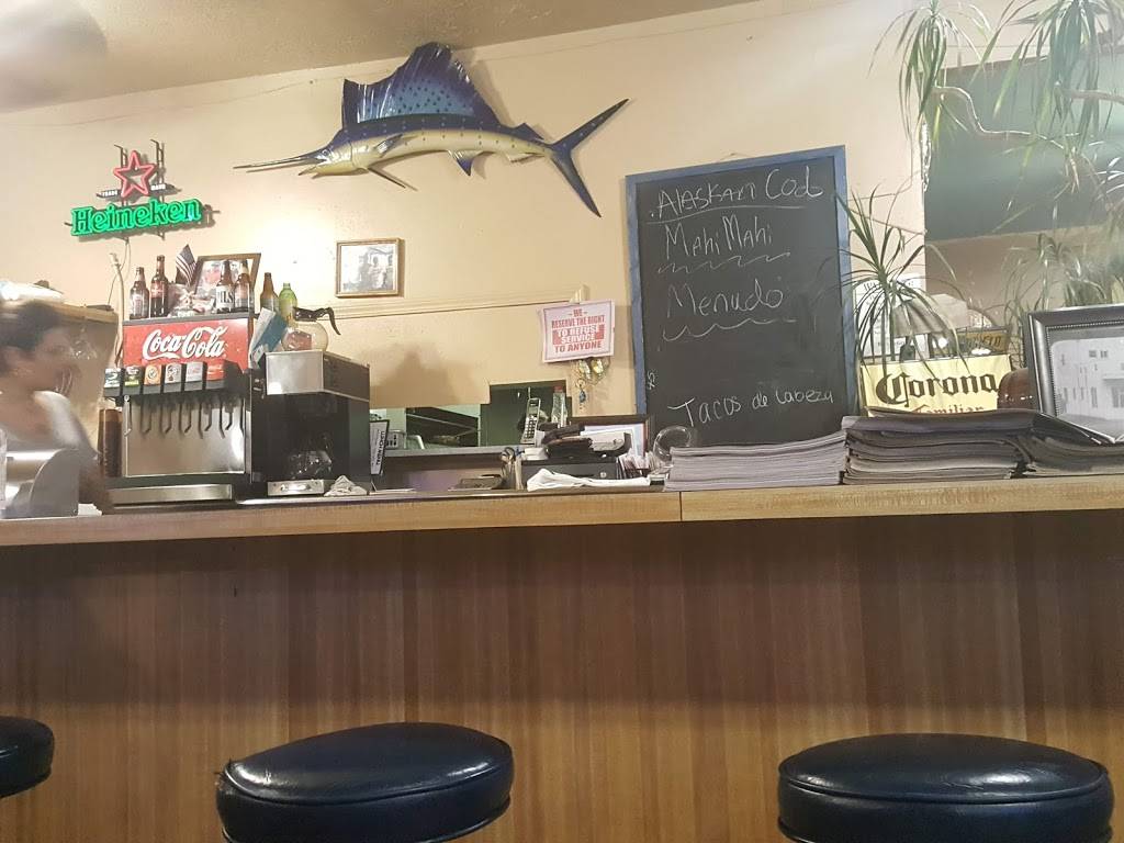 Villa Del Mar | restaurant | 1100 W Grand Ave, Grover Beach, CA 93433, USA | 8054741280 OR +1 805-474-1280