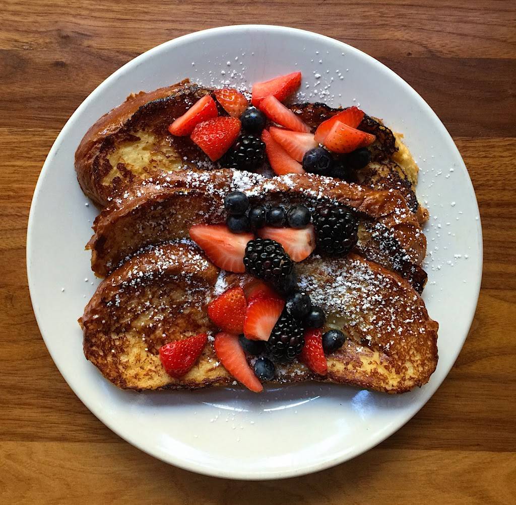 Dublin 4 Irish Pub and Cafe | restaurant | 345 E Ohio St, Chicago, IL 60611, USA | 3126248385 OR +1 312-624-8385