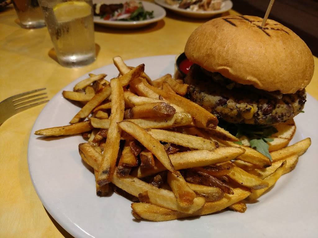 The Standard Restaurant | restaurant | 1520 Broadway, Fort Myers, FL 33901, USA | 2392196463 OR +1 239-219-6463