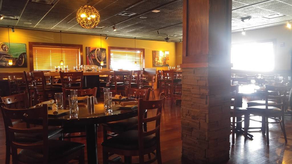 Sterlings Bistro | restaurant | 13905 Lakeside Cir, Sterling Heights, MI 48313, USA | 5865660627 OR +1 586-566-0627