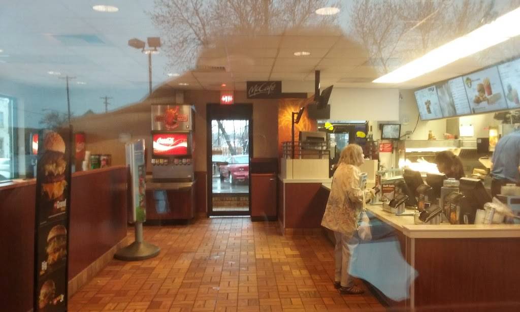 McDonalds | cafe | 4435 Lyndale Ave N, Minneapolis, MN 55412, USA | 6125211200 OR +1 612-521-1200