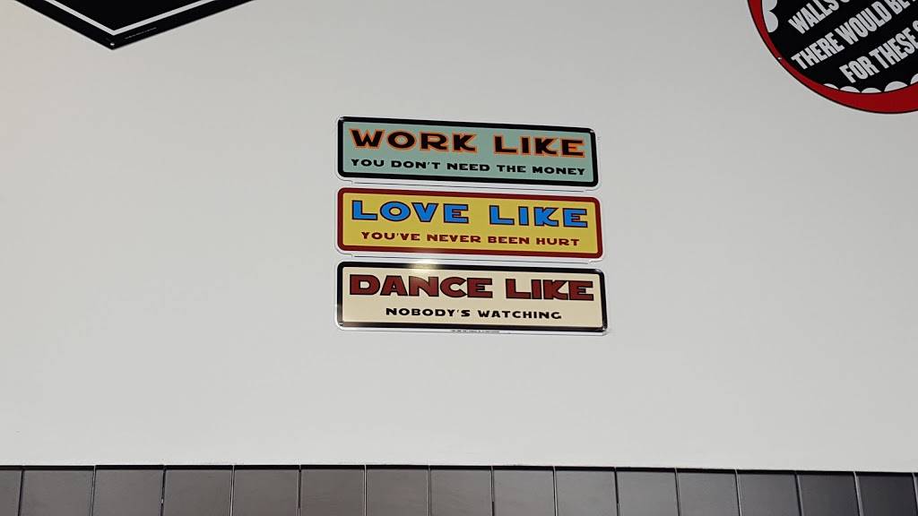 Jimmy Johns | meal delivery | 625 Flatiron Marketplace Dr, Broomfield, CO 80021, USA | 3034663111 OR +1 303-466-3111