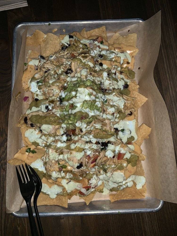 The Last Stand | restaurant | 330 W Davis St Suite 120, Dallas, TX 75208, USA | 2145799196 OR +1 214-579-9196