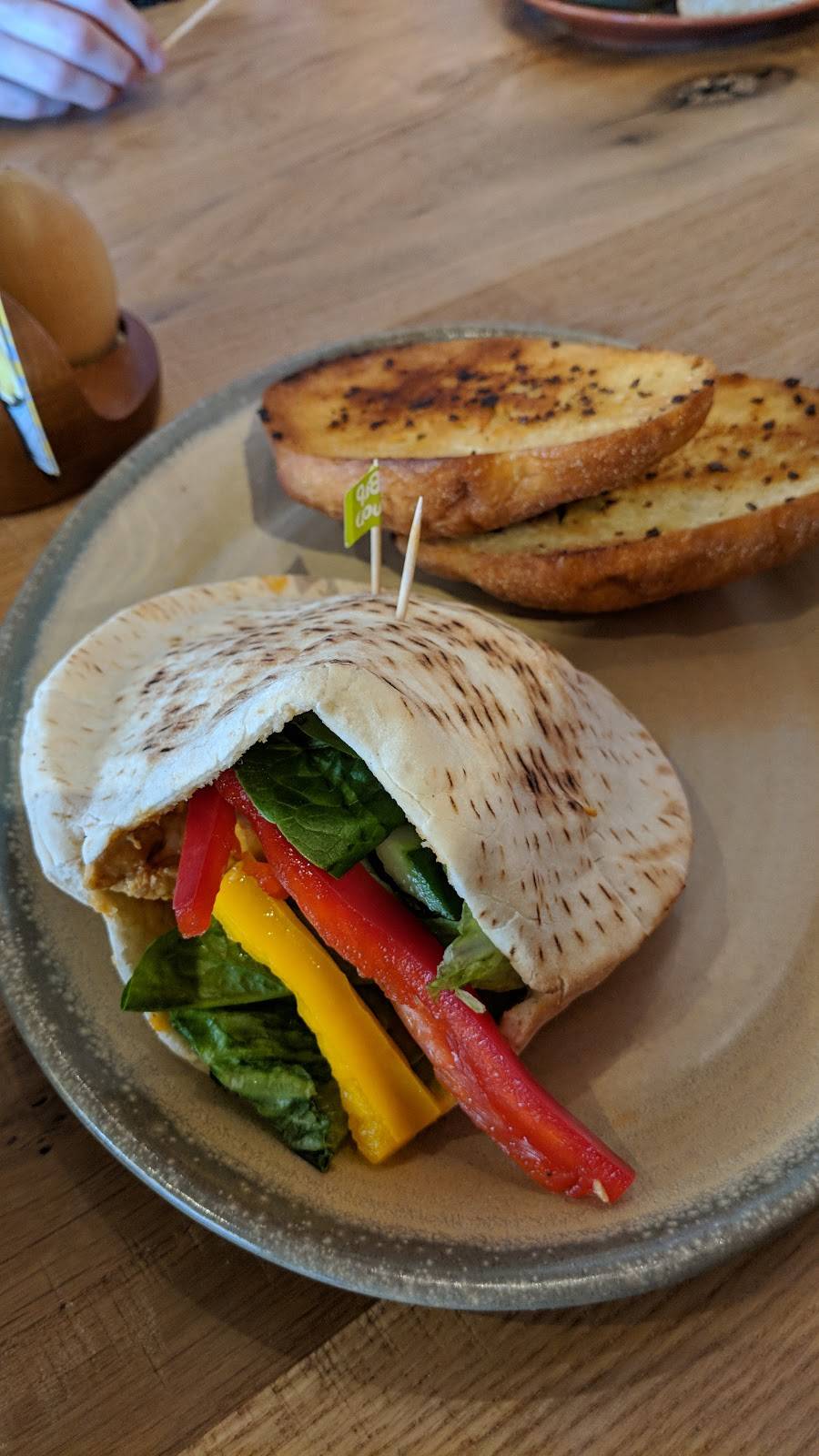 Nandos PERi-PERi | restaurant | 922 Rose Avenue, North Bethesda, MD 20852, USA | 2406605050 OR +1 240-660-5050