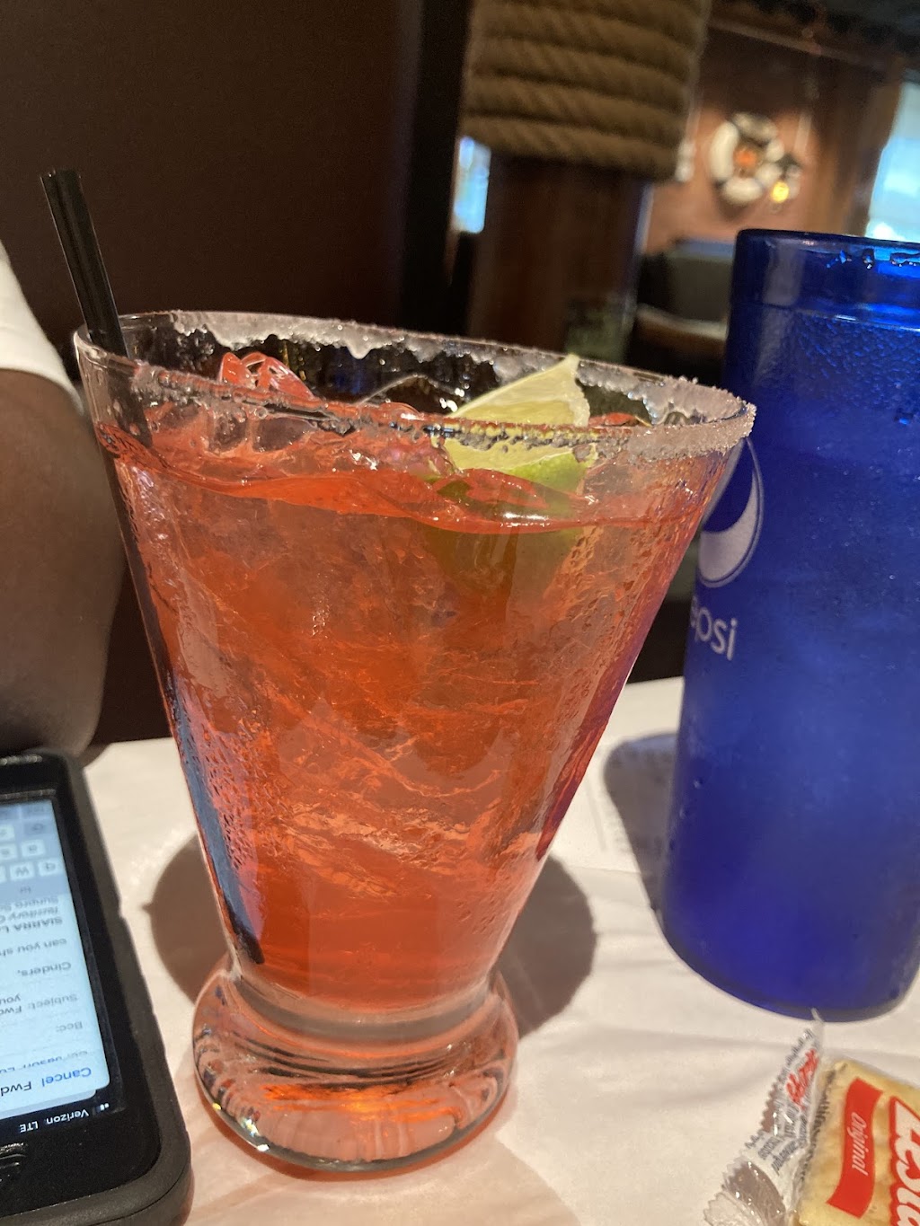 Hook & Reel Cajun Seafood & Bar | restaurant | 7562 W Commercial Blvd, Lauderhill, FL 33319, USA | 9545336679 OR +1 954-533-6679