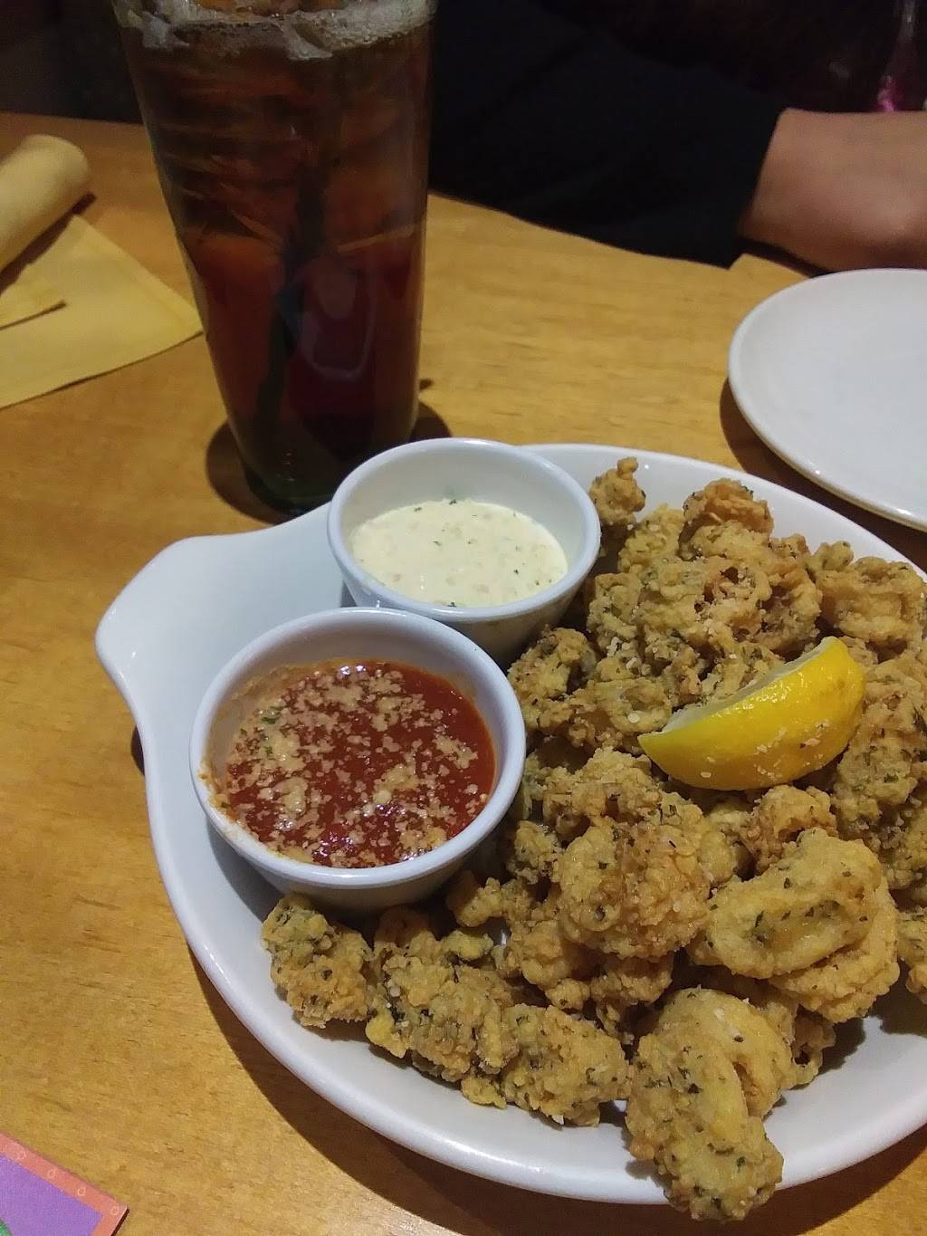 Olive Garden Italian Restaurant | meal takeaway | 801 NE Coronado Dr, Blue Springs, MO 64014, USA | 8162243093 OR +1 816-224-3093