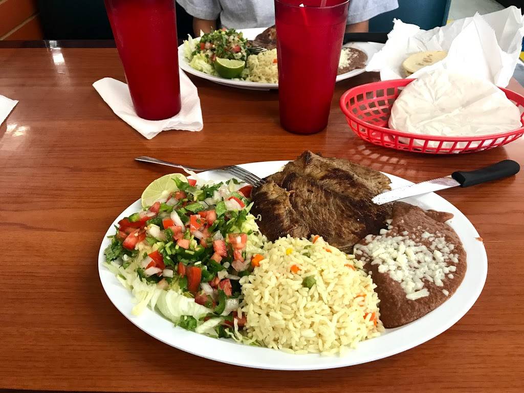 Pupuseria Puerto La Union | restaurant | 5231 Murfreesboro Rd, La Vergne, TN 37086, USA | 6157934667 OR +1 615-793-4667