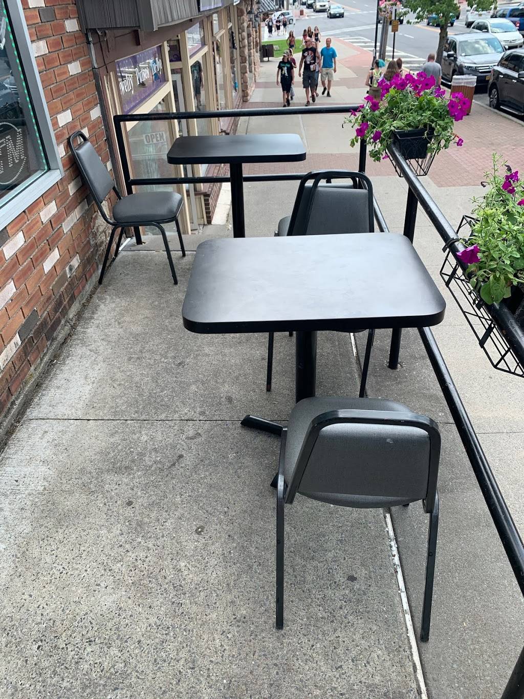 Kabab Express LG | restaurant | 164 Canada St, Lake George, NY 12845, USA | 5186855120 OR +1 518-685-5120