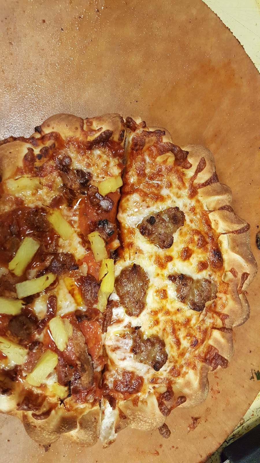 Antonios Real Italian Pizza | meal delivery | 25093 Center Ridge Rd, Westlake, OH 44145, USA | 4408993333 OR +1 440-899-3333