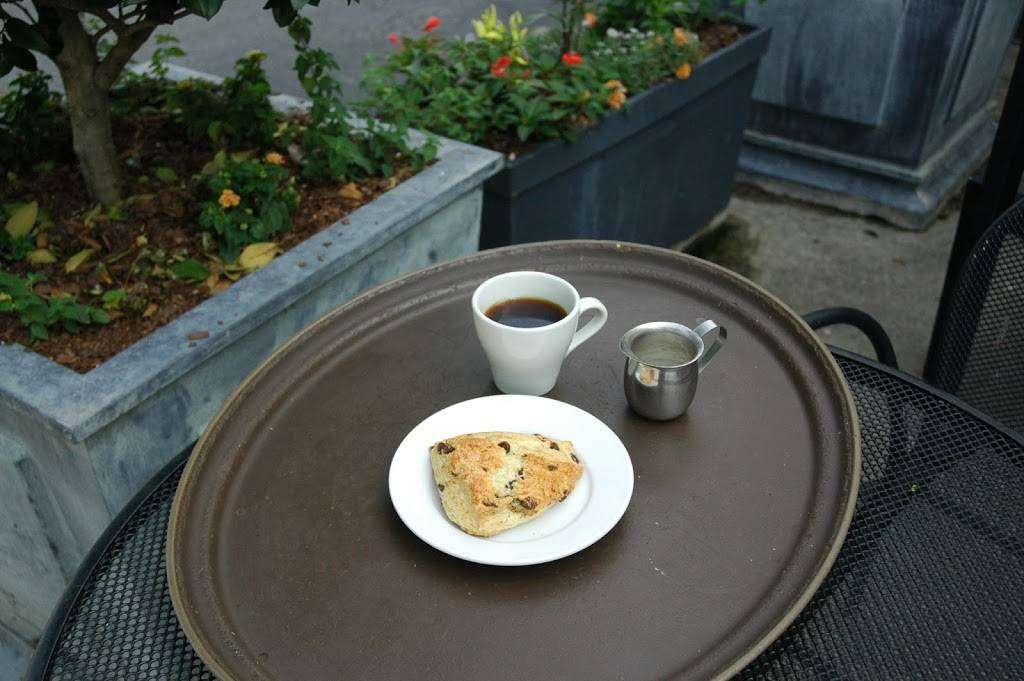 Saladelia @ Hock Plaza | restaurant | 2424 Erwin Rd #303, Durham, NC 27705, USA | 9194161400 OR +1 919-416-1400