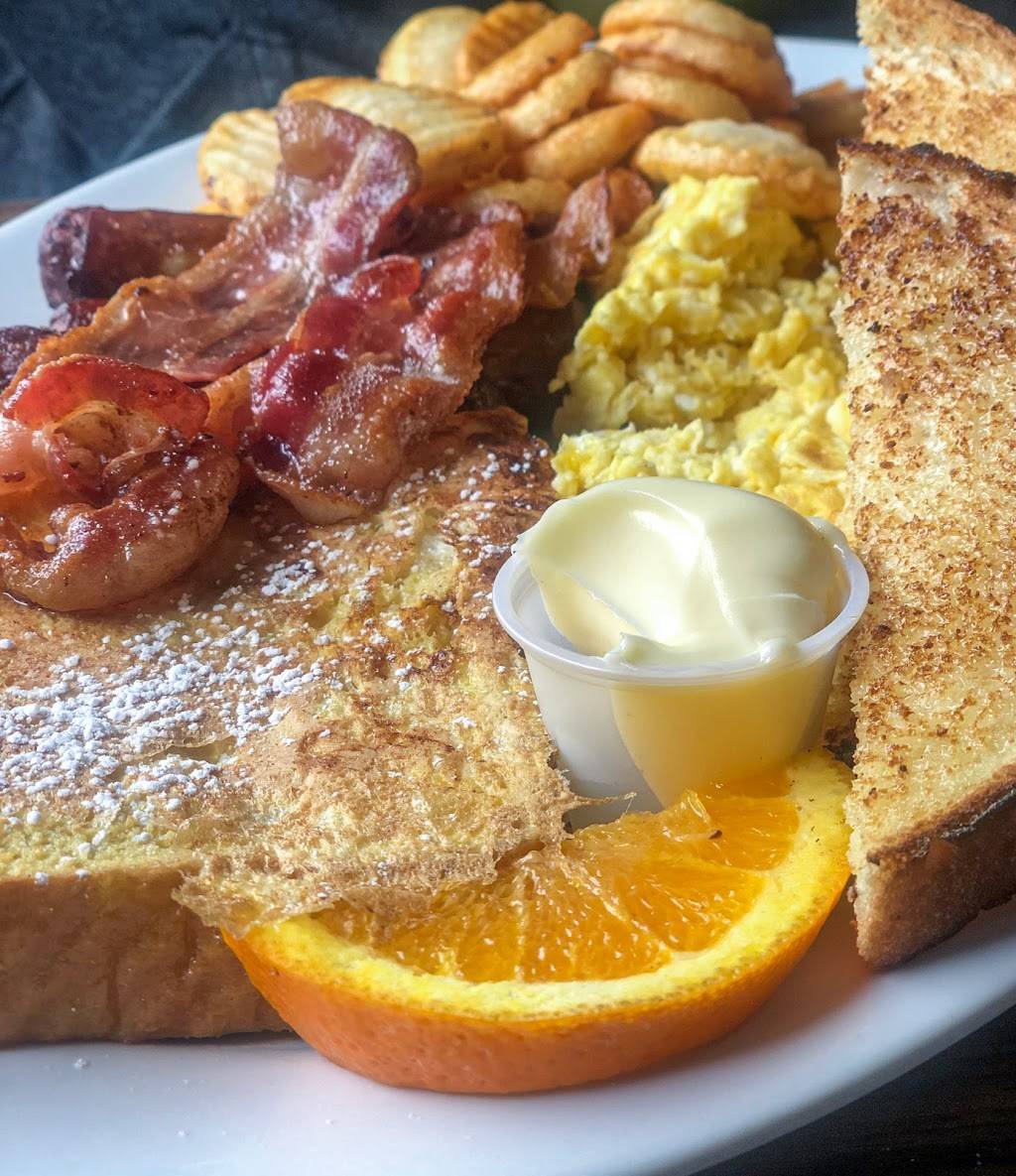 Shakers Diner | restaurant | 80 Bolton St, Bobcaygeon, ON K0M 1A0, Canada | 7058806608 OR +1 705-880-6608