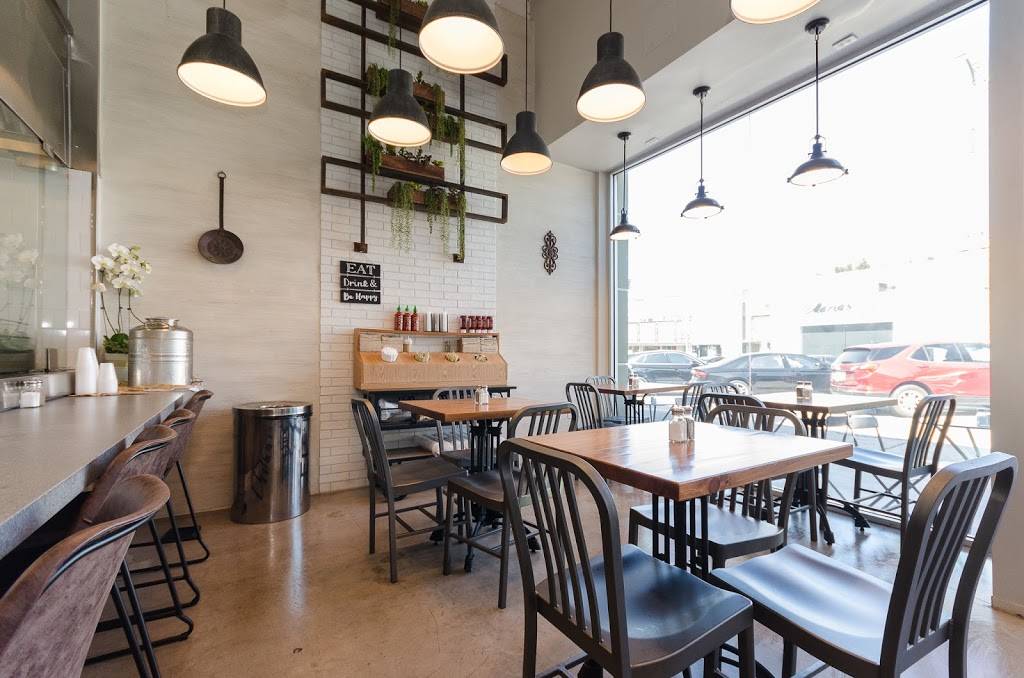 Soom Soom Fresh Mediterranean - Brentwood | restaurant | 11704 Barrington Ct, Los Angeles, CA 90049, USA | 4243310911 OR +1 424-331-0911