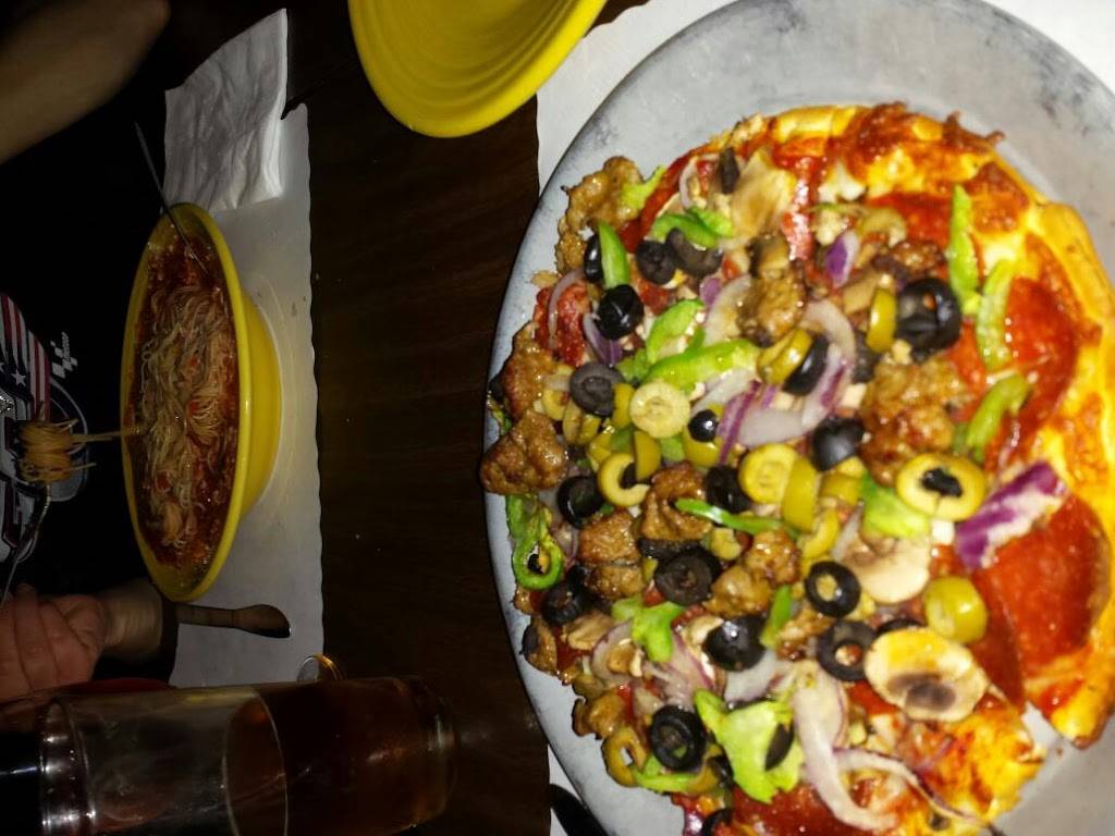 Some Guys | restaurant | 6235 Allisonville Rd, Indianapolis, IN 46220, USA | 3172571364 OR +1 317-257-1364