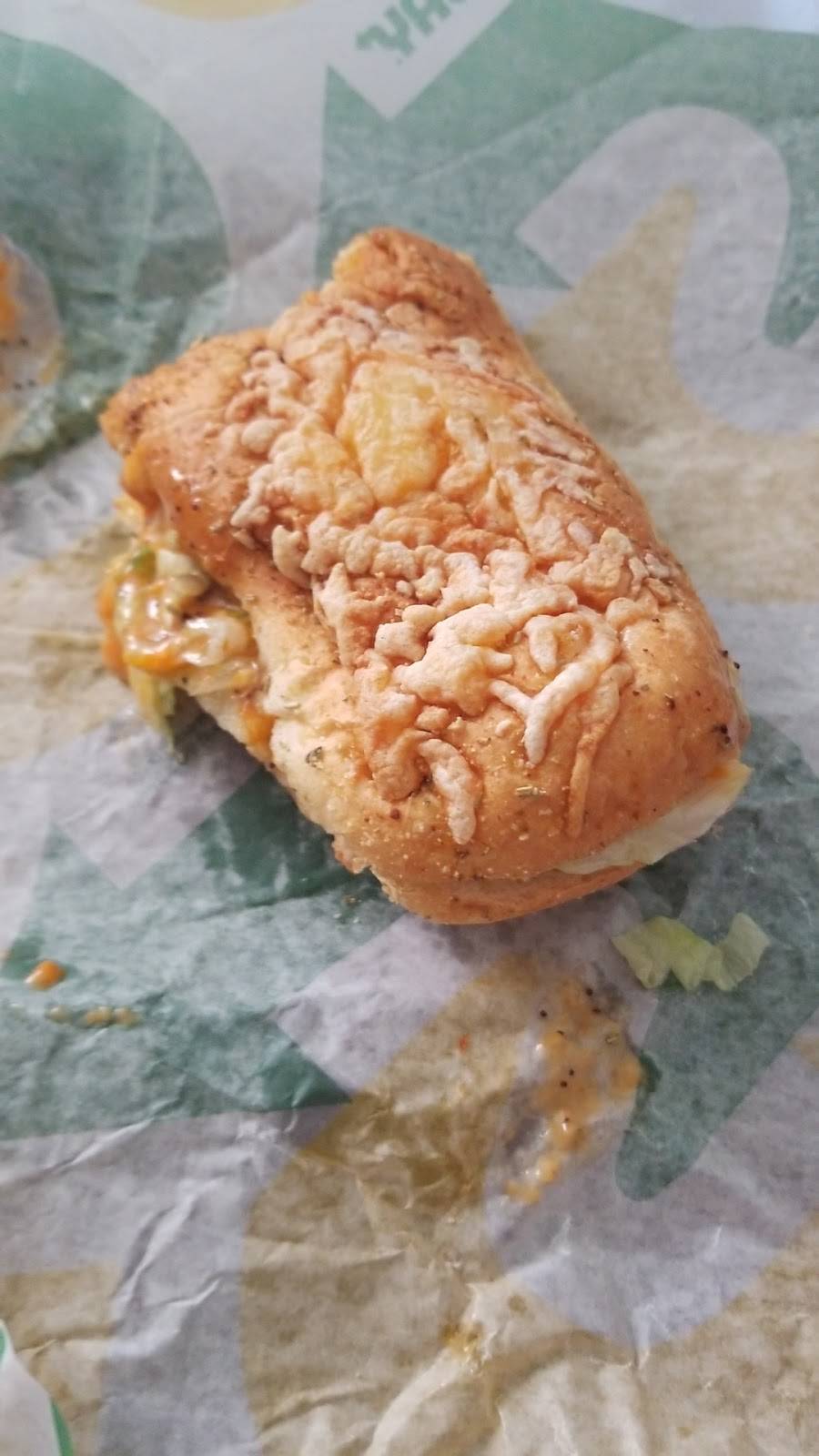 Subway Restaurants | restaurant | 15328 Harlan Rd, Lathrop, CA 95330, USA | 2096654346 OR +1 209-665-4346