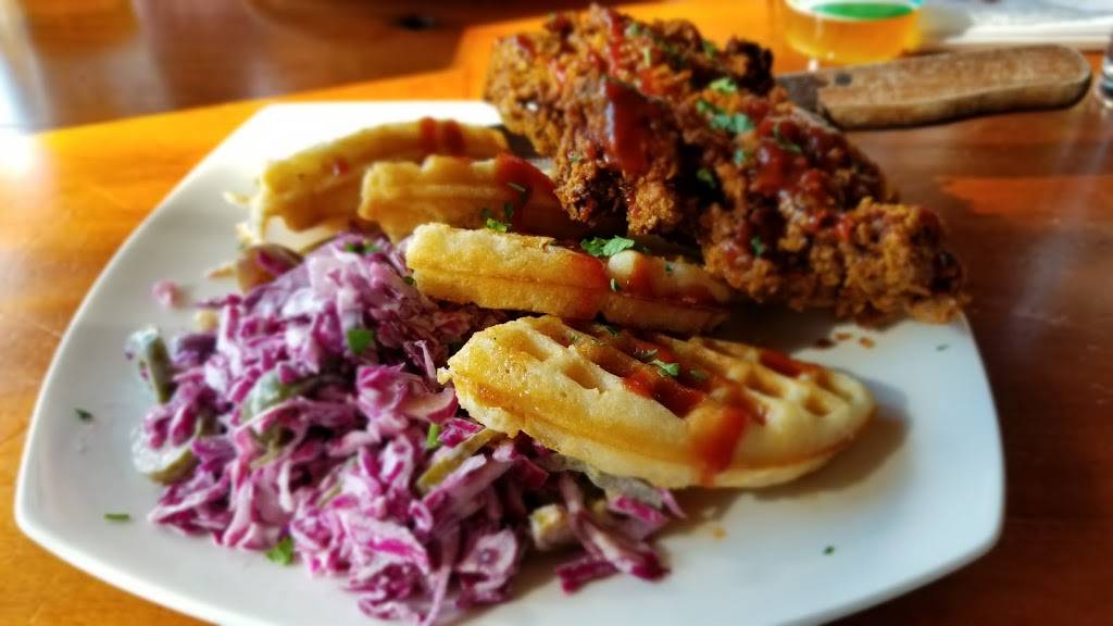 Gunbarrel Tavern & Eatery | restaurant | 1001 Heavenly Village Way, South Lake Tahoe, CA 96150, USA | 5305421460 OR +1 530-542-1460