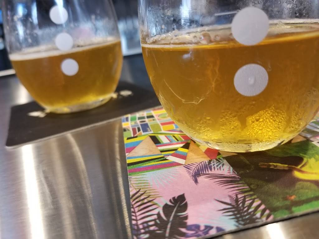 3 Points Urban Brewery | restaurant | 331 E 13th St, Cincinnati, OH 45202, USA | 5139184804 OR +1 513-918-4804