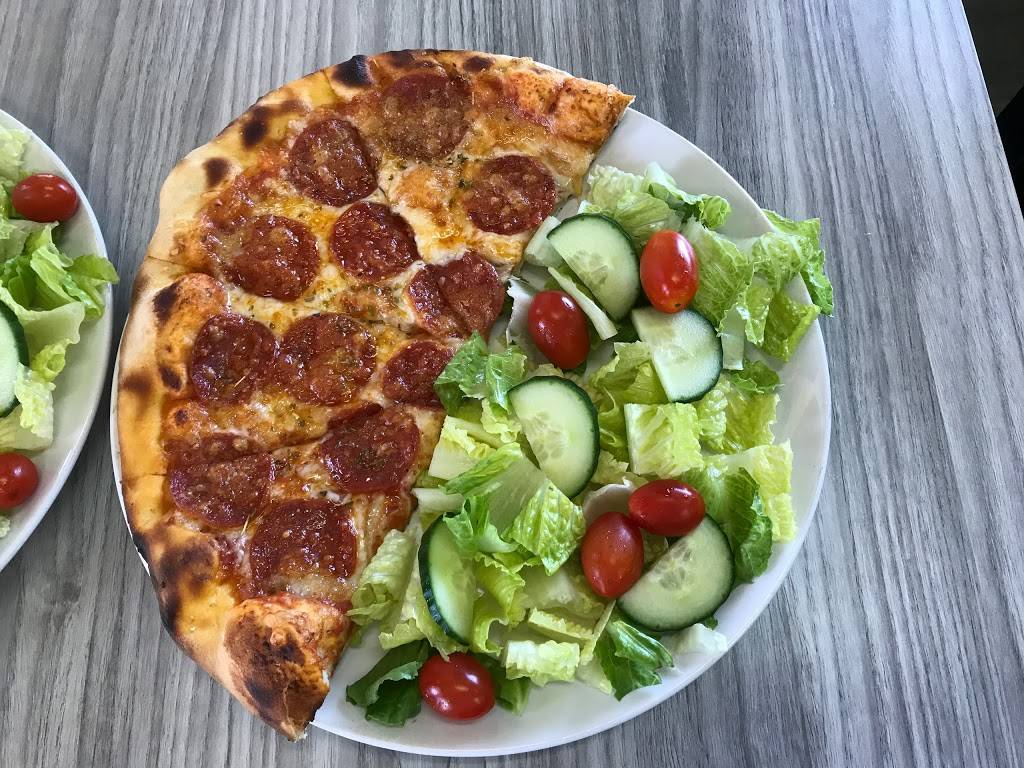 Pizza Pazza | meal delivery | 15333 Sherman Way w, Van Nuys, CA 91406, USA | 8189018799 OR +1 818-901-8799