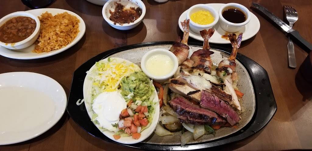 Uncle Julios Mexican From Scratch | restaurant | 181 Jennifer Rd, Annapolis, MD 21401, USA | 4108584035 OR +1 410-858-4035