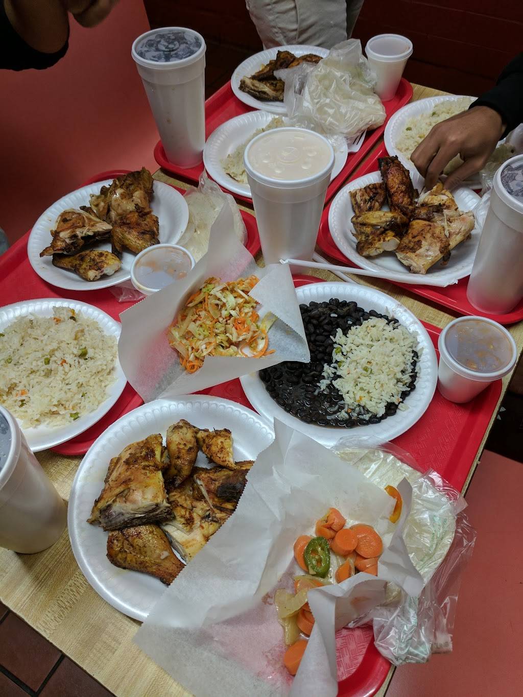 El Gran Burrito | restaurant | 4716 Santa Monica Blvd, Los Angeles, CA 90029, USA | 3236658720 OR +1 323-665-8720