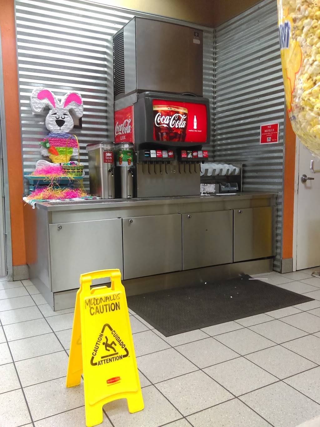 McDonalds | cafe | 9598 Rowlett Rd, Houston, TX 77034, USA | 7139464995 OR +1 713-946-4995