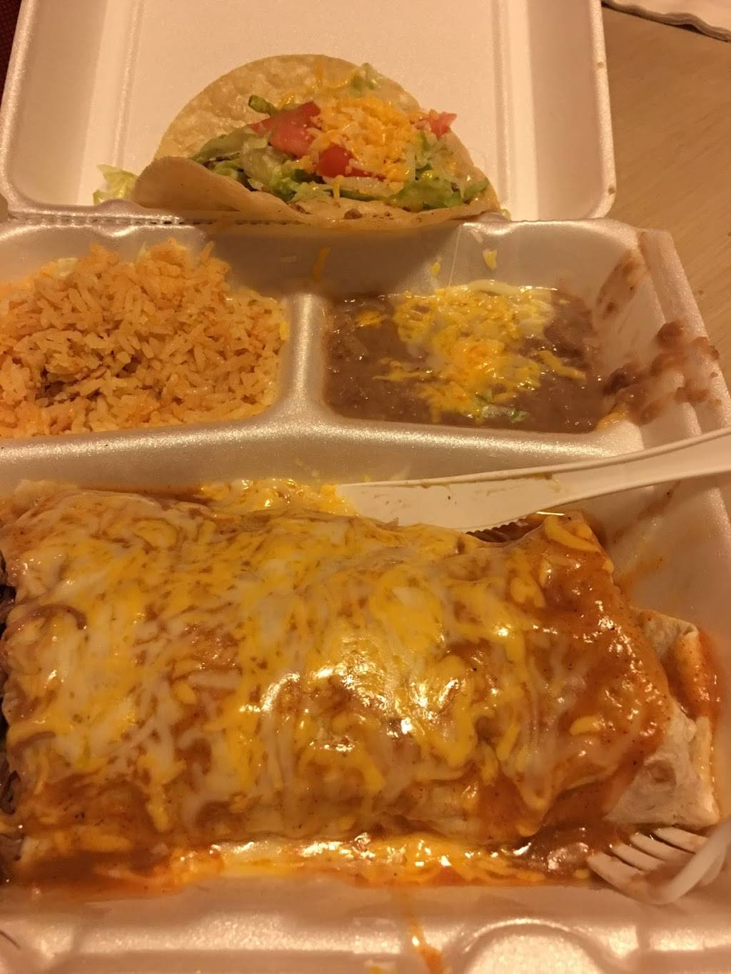 La Paws Restaurant | restaurant | 1128 W Big Bear Blvd, Big Bear, CA 92314, USA | 9095859115 OR +1 909-585-9115