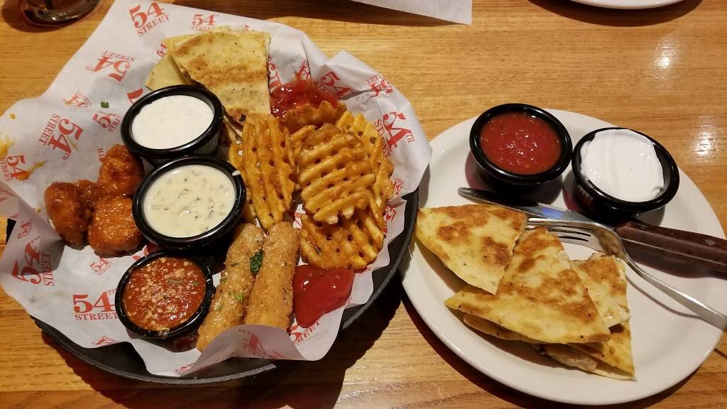 54th Street Grill & Bar | restaurant | 1307 S, MO-7, Blue Springs, MO 64015, USA | 8162290054 OR +1 816-229-0054